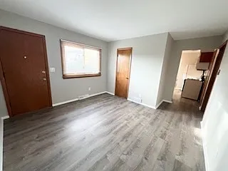 W184N8987 Maryhill Dr — Photo 3