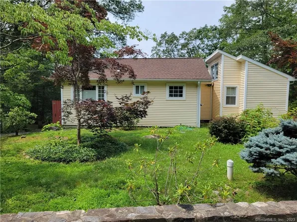 84 Carol Street, Danbury, CT 06810