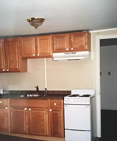 10 2nd St #1 — Photo 1