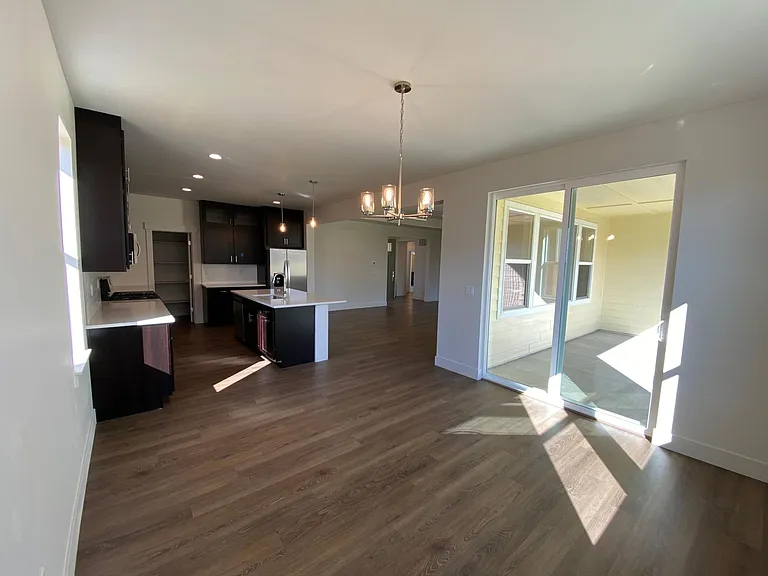 1604 Wyatt Earp Ct — Photo 9