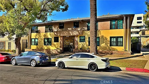 337 S Occidental Blvd Photo 1