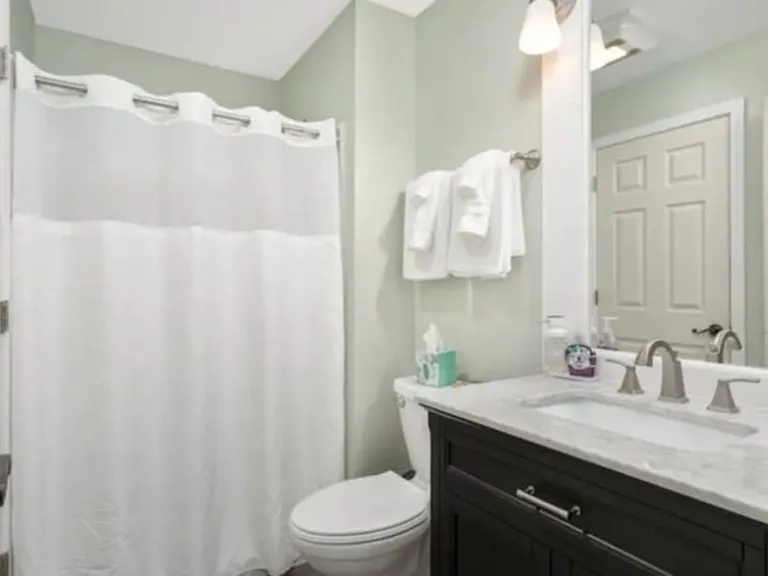 1717 Rockne Dr — Photo 14