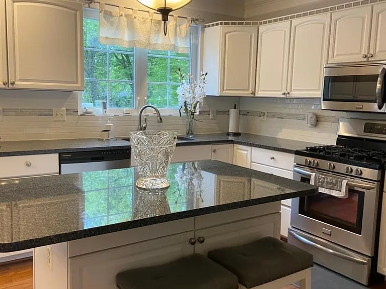 13004 Disney Ln — Photo 14