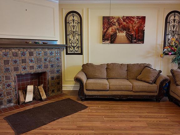 5th image of 5925 E Roosevelt Blvd