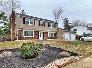8 Tarpon Ct, Willingboro, NJ 08046