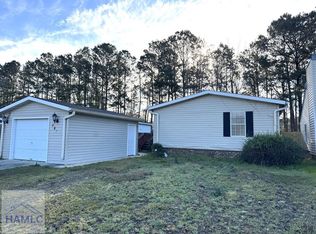 285 Rushing St, Richmond Hill, GA 31324