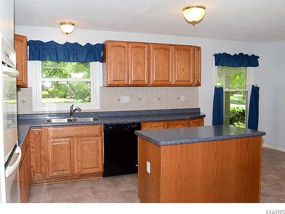 5th image of 11868 Shallowbrook Dr