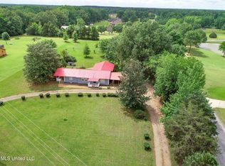 1460 Mount Olivet Rd, Batesville, MS 38606