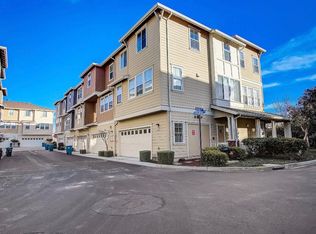 203 Pickleweed Ln, Redwood City, CA 94065
