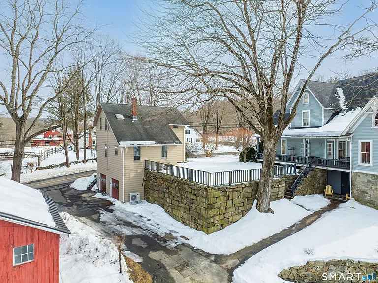 263 Seymour Rd — Photo 14