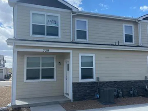 320 S 4th Ct, Deer Trail, CO 80105