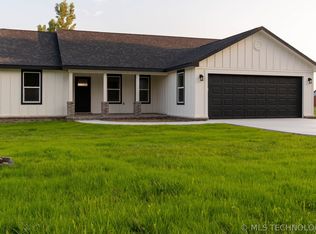 407 NW 9th St, Wagoner, OK 74467