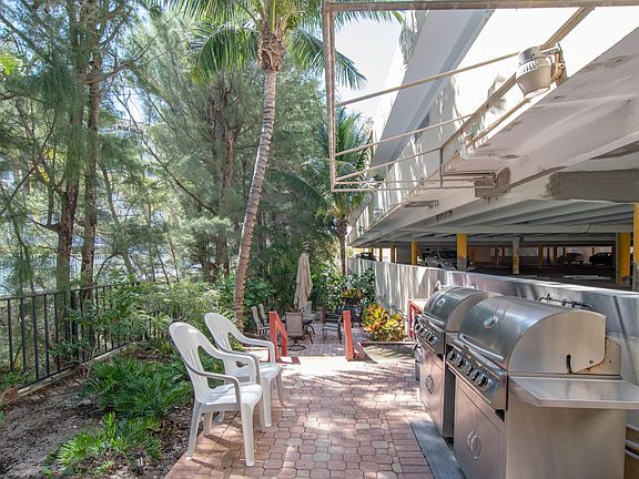 3rd image of 3540 S Ocean Blvd APT 515