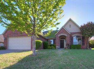 14541 S Urbana Ct, Bixby, OK 74008