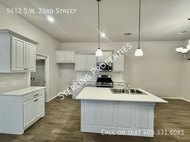 9612 SW 23rd St — Photo 8