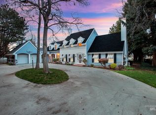 4016 N Mountain View Cir, Boise, ID 83704