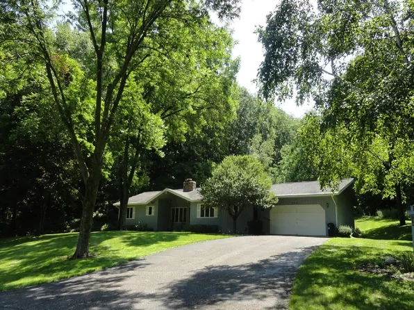 726 S Butternut St, Elmwood, WI 54740