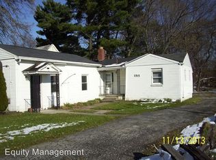 1501 S Raccoon Rd, Youngstown, OH 44515