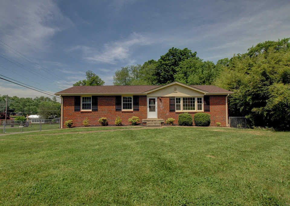 1st image of 508 Woodbury Dr