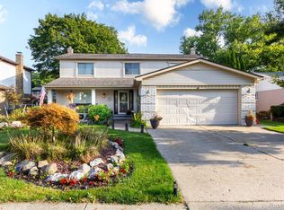 42928 Versailles Rd, Canton, MI 48187