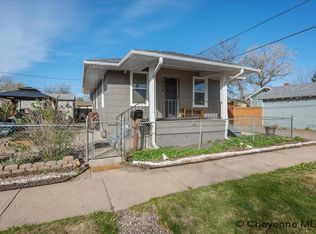 810 Maxwell Ave, Cheyenne, WY 82007