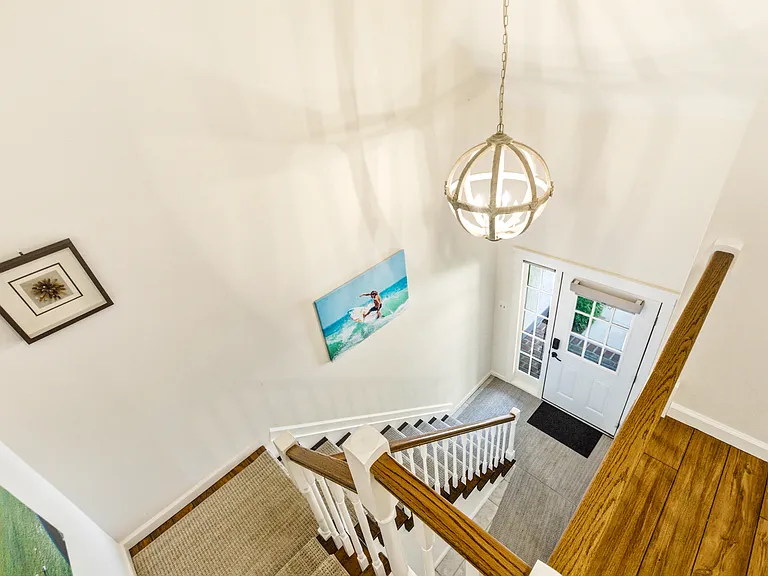 10 Leland Ln #19 — Photo 14