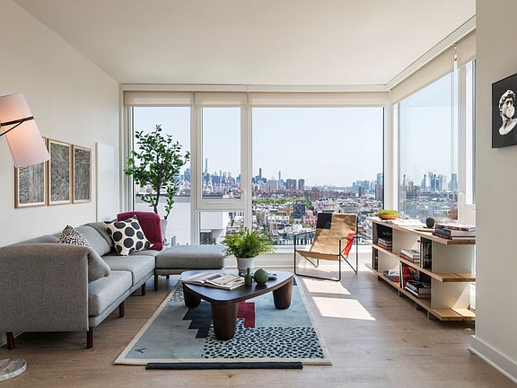 3rd image of 55 Suffolk St APT 1814