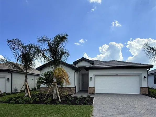 19274 Hinkley Dr, Estero, FL 33928