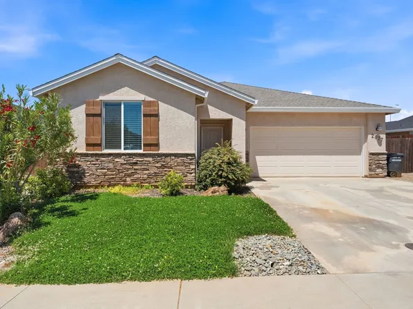 2877 Ukonom Dr, Redding, CA 96002