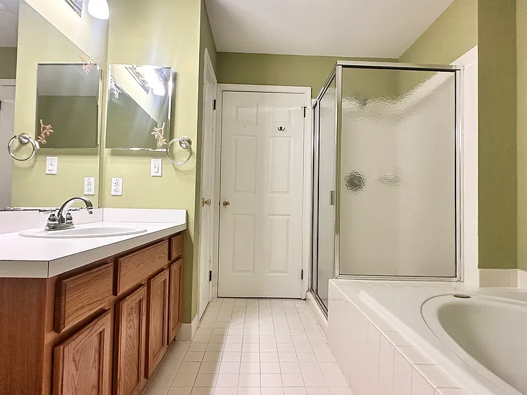 2607 Virginia Ln — Photo 16