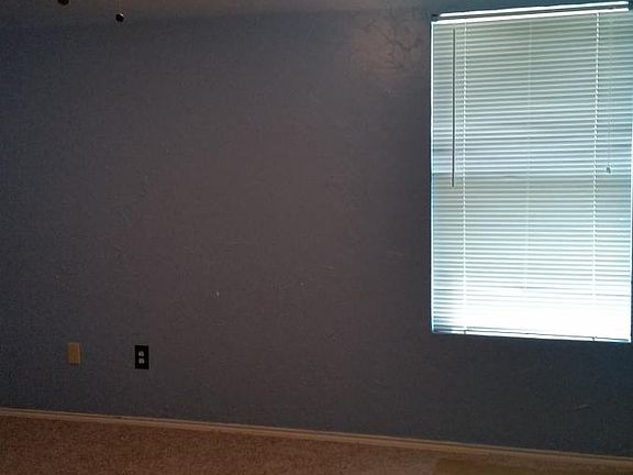 2nd image of 5233 Emmeryville Ln