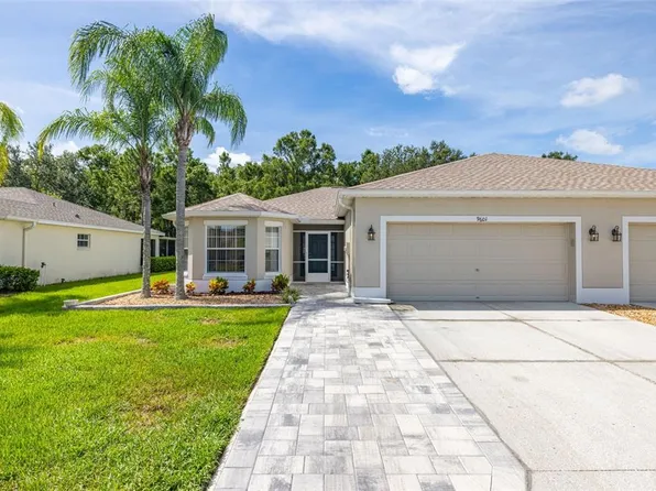 9601 Rolling Cir, San Antonio, FL 33576