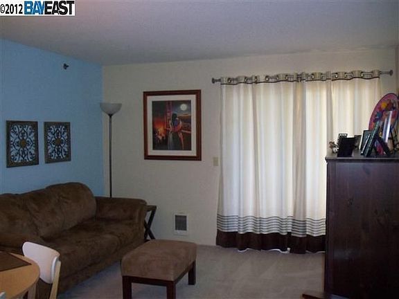 4th image of 675 Newberry Ln APT 142
