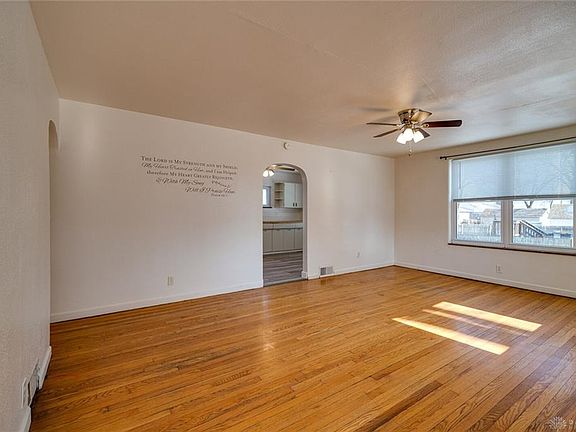 5th image of 248 Park Ave