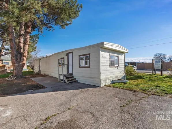 412 E 48th St Trailer 21, Garden City, ID 83714