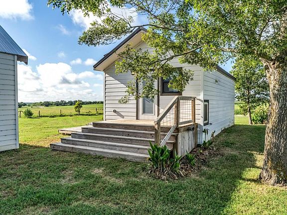 2nd image of 452 County Road 205