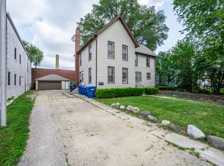 825 E Lincoln Hwy, Dekalb, IL 60115