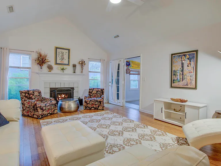 1450 Fort Lamar Rd — Photo 9