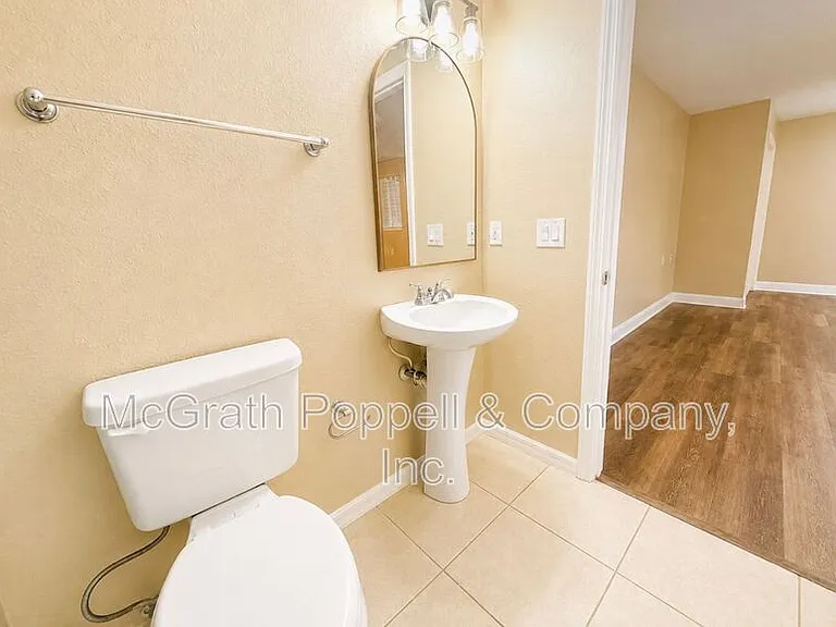 2302 Maki Rd #33 — Photo 11