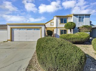 1615 Cuevas Cir, Salinas, CA 93906