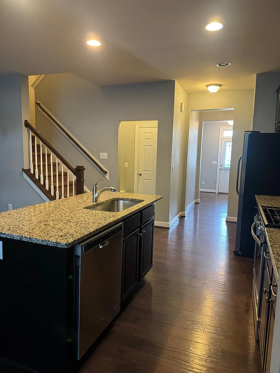 Building Photo - 2416 Pecan Ridge Way