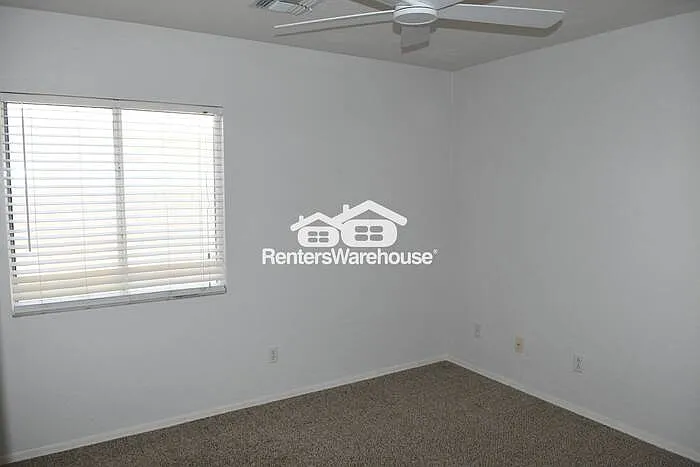 15338 W Banff Ln — Photo 7
