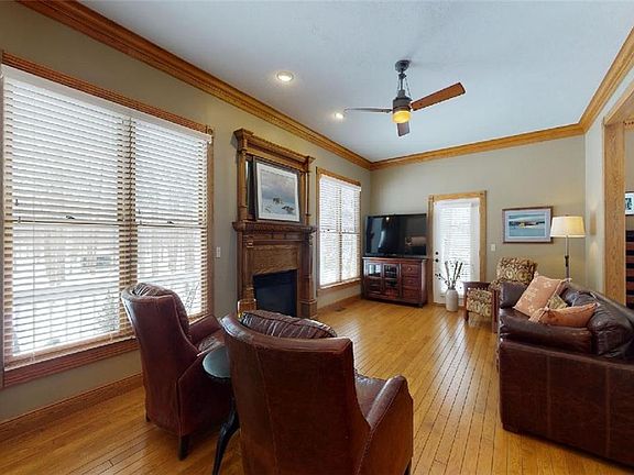 4th image of 7485 Mountain Quail Pl