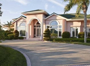 555 Harbour Dr, Vero Beach, FL 32963