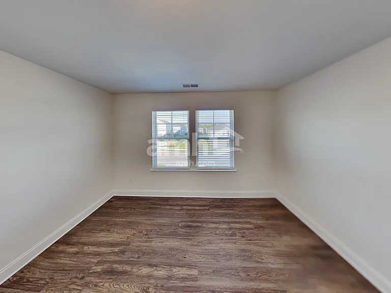 1105 Amberly Way — Photo 17