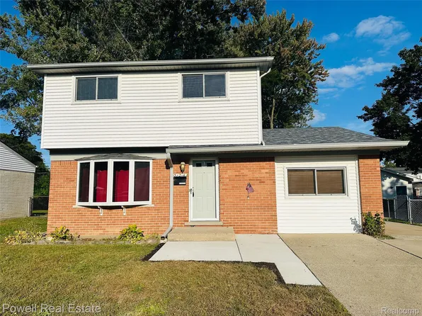 30214 S Stockton Dr, Farmington Hills, MI 48336