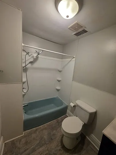 2525 Peach St #5 — Photo 4