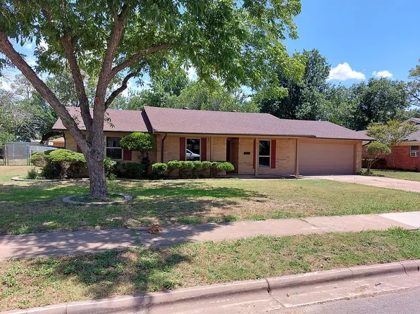 4211 Kingsbury Dr, Wichita Falls, TX 76309