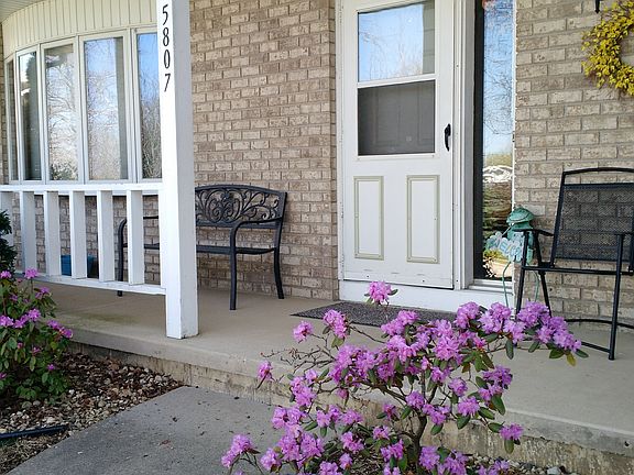 5th image of 5807 Danville Dr