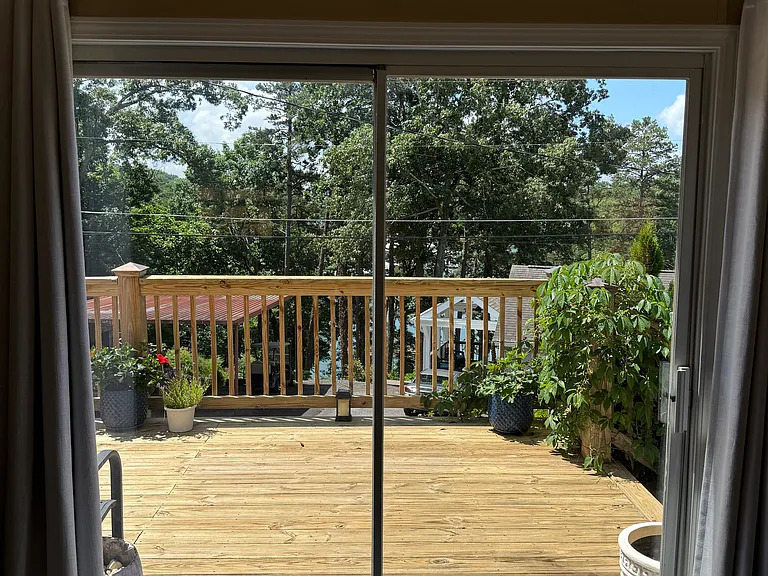 1925 Driftwood Cir — Photo 2